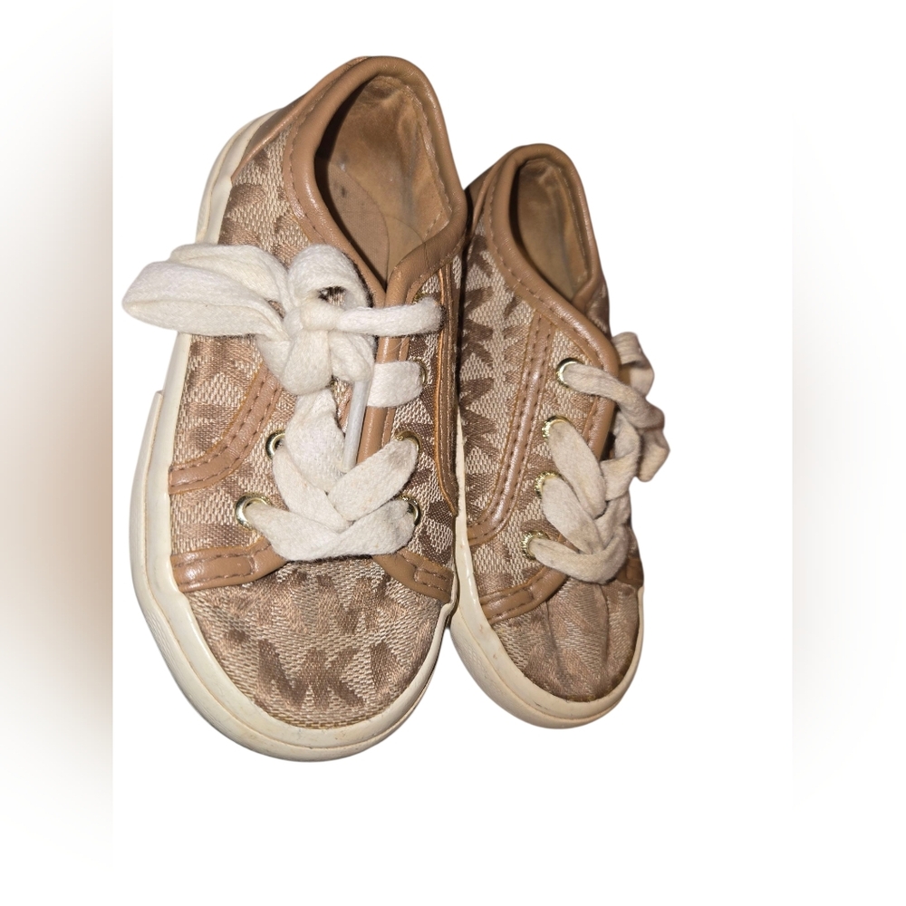 Michael Kors Toddler Shoes Size 6